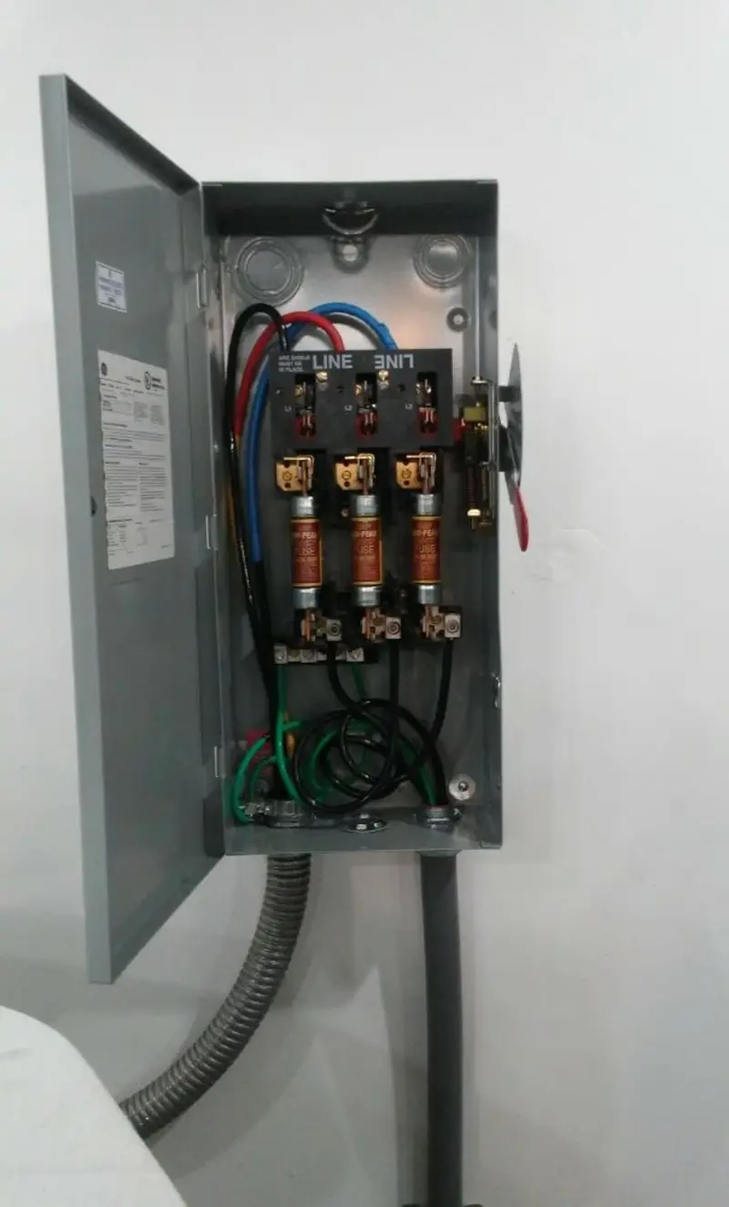 Three-phase disconnect switch installed for Smoke Detector Installation in Chalfont